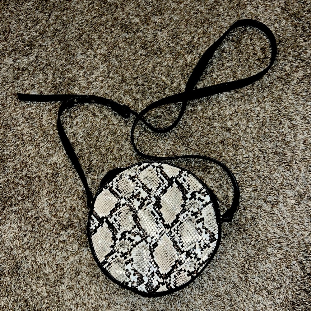 Faux snake skin circle purse